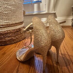 Chinese Laundry Glittering Gold Heels